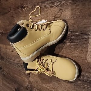 Wonder Nation Children's Boots